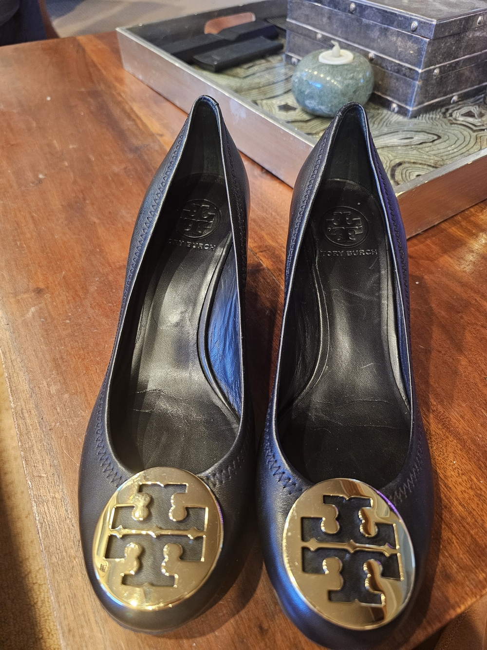 Tory Burch Black Leather Ballet Flats with Gold Logo Medallions 3' Heel